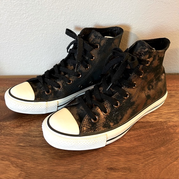 Rare black and metallic gold converse high top. - Picture 8 of 12